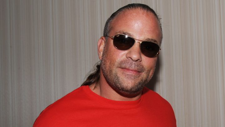 El RVD del Salón de la Fama de la WWE retira la RVD de los 12 meses debido a una lesión