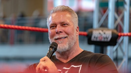 Kevin Nash dice que todo lo que hace esta estrella de la WWE se ve bien, puede calentarse rápidamente