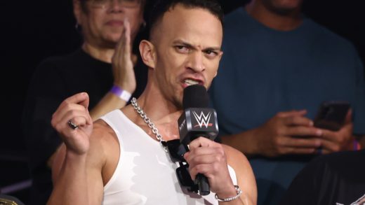 La estrella de WWE NXT, Ricky Saints, se dirige a Dwayne The Rock Johnson Comparaciones