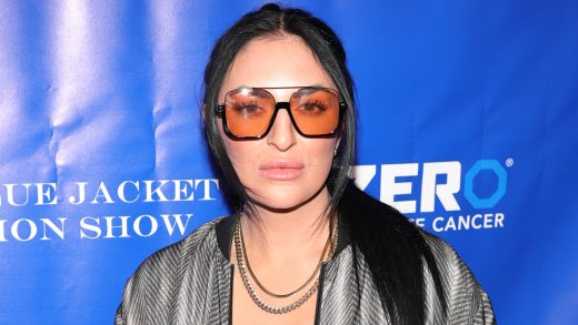 La ex estrella de la WWE, Sonya Deville, rompe el silencio sobre la partida