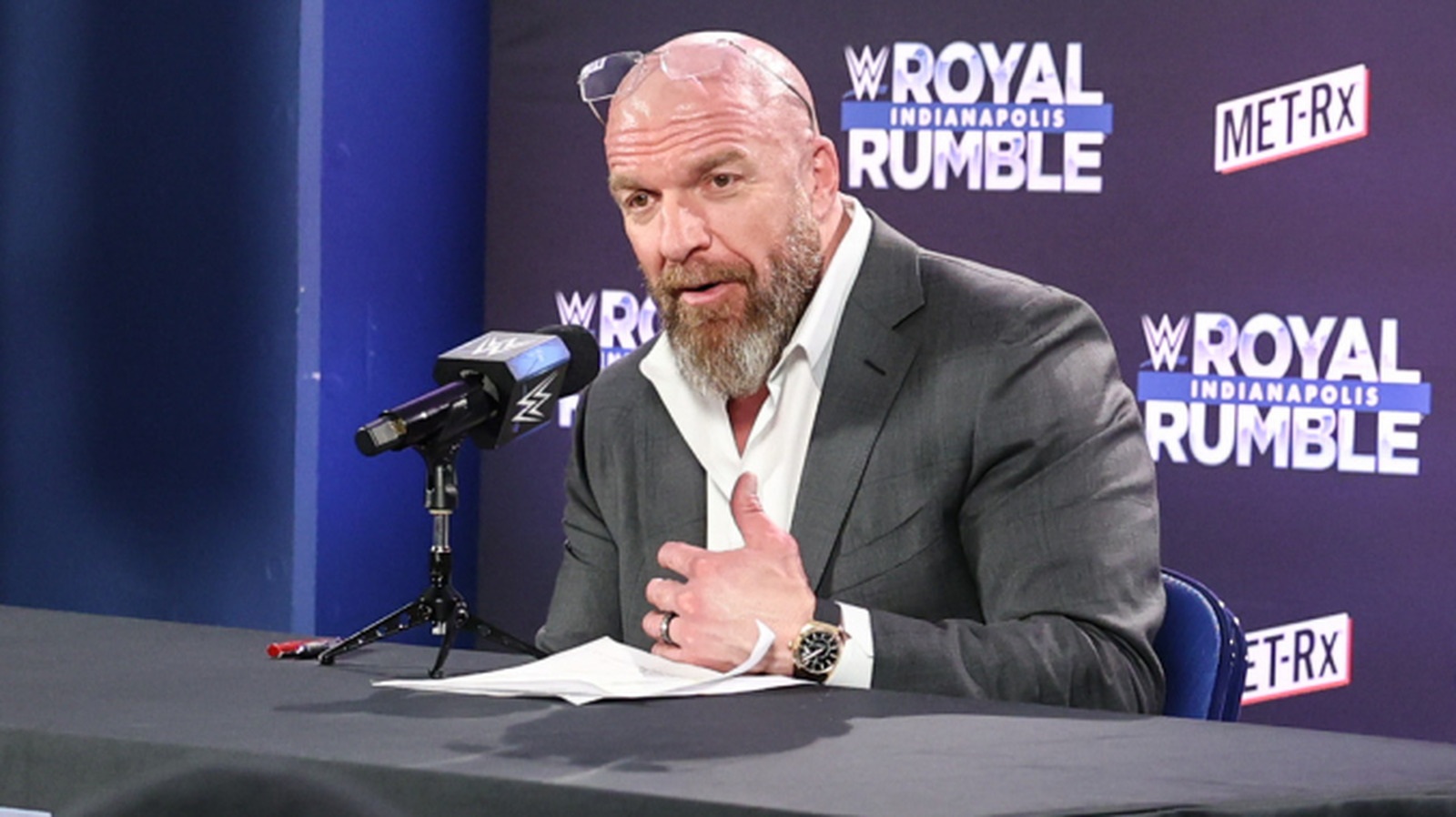Triple H Shares Planes para WWE Evolve