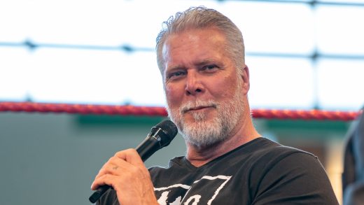 El miembro del Salón de la Fama de la WWE Kevin Nash detalla qué versión de Seth Rollins quiere ver