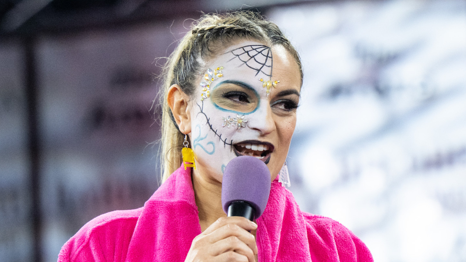 AEW's Thunder Rosa discute la motivación en la promoción de Megan Bayne