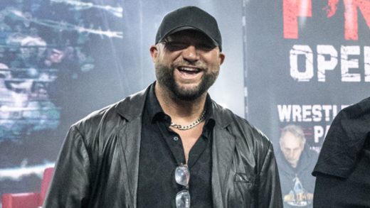 Bully Ray reexamina la apariencia de Bad Blood de WWE de la roca después de la cámara de eliminación