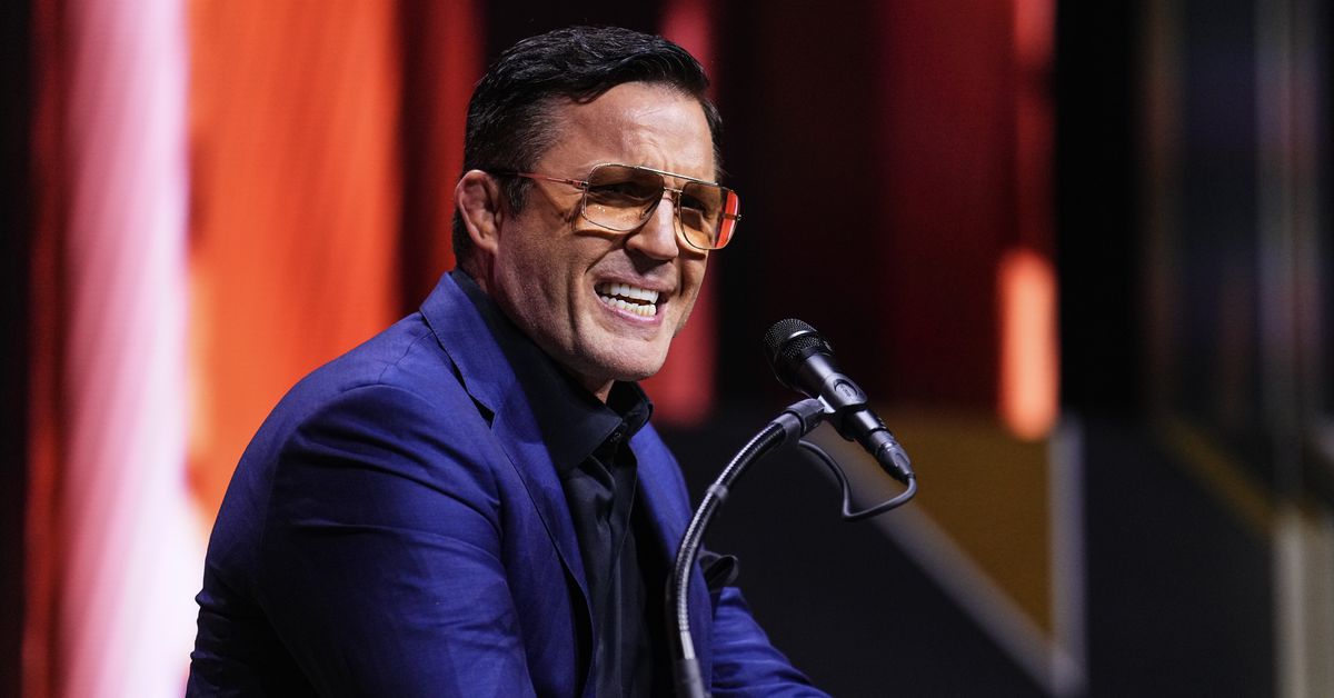 Chael Sonnen afirma que UFC tiene un acuerdo verbal entre Jon Jones y Tom Aspinall