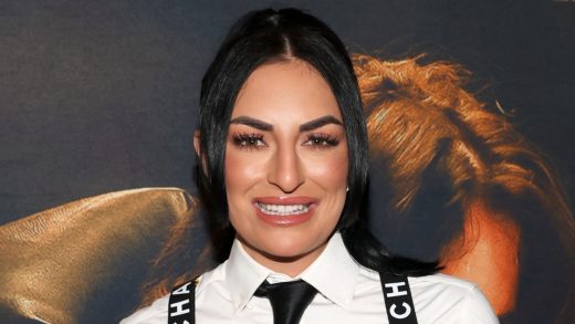 Daria Berenato, anteriormente Sonya Deville de WWE, se burla de la serie de podcasts especiales