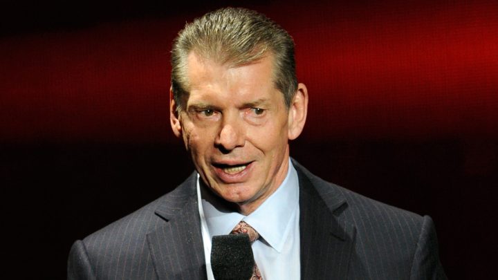 Dave Meltzer informa que el ex jefe de la WWE, Vince McMahon, está "de vuelta en el juego"