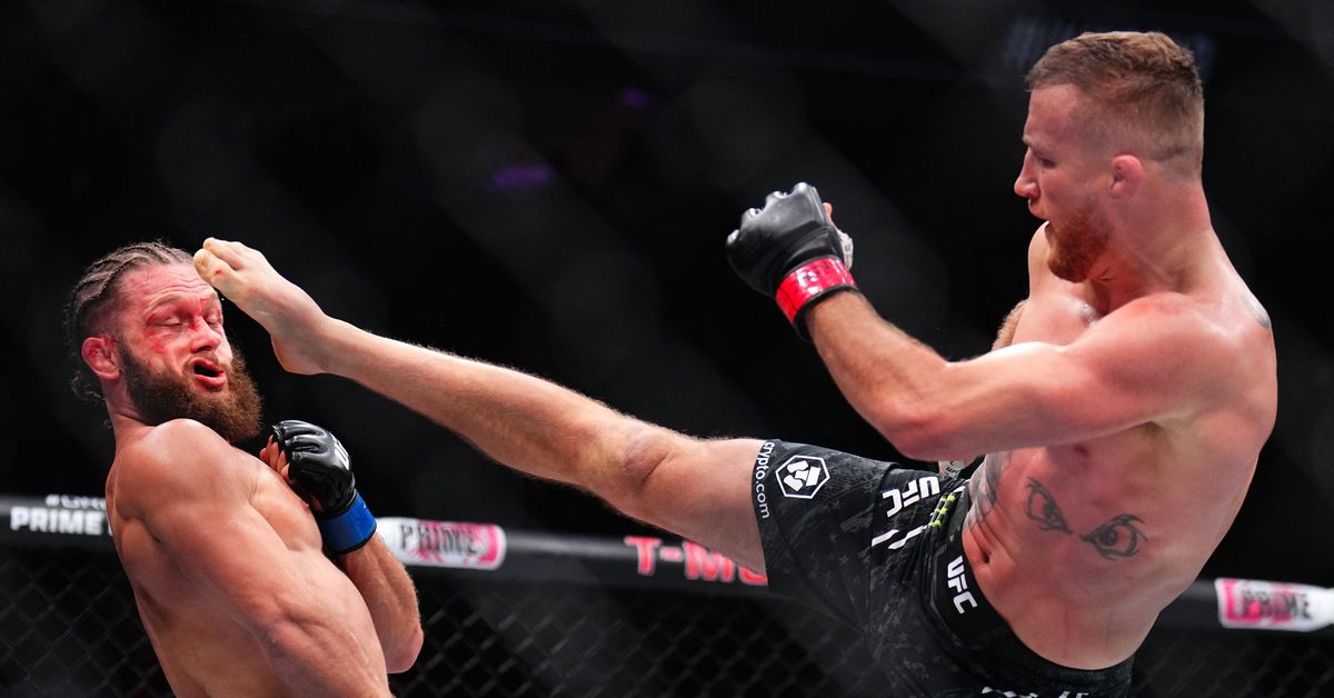 Justin Gaethje comparte una foto espeluznante de los dedos dañados después de UFC 313