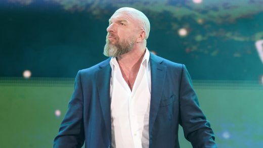 La estrella ex-WWE se compara trabajando con Vince McMahon y Triple H, antes y después de un esfuerzo