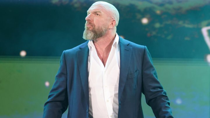 La ex estrella de la WWE dice que lanzaron el papel de GM mientras estaban heridos, pero Triple H lo rechazó