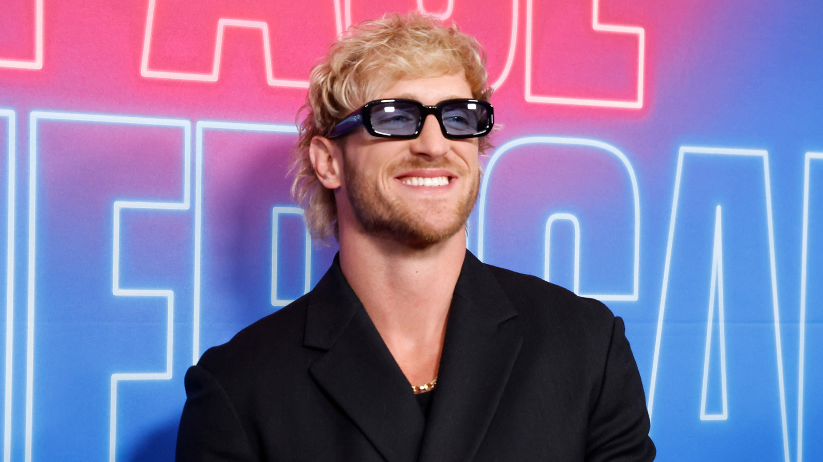 Logan Paul reacciona al giro del Heel WWE de John Cena