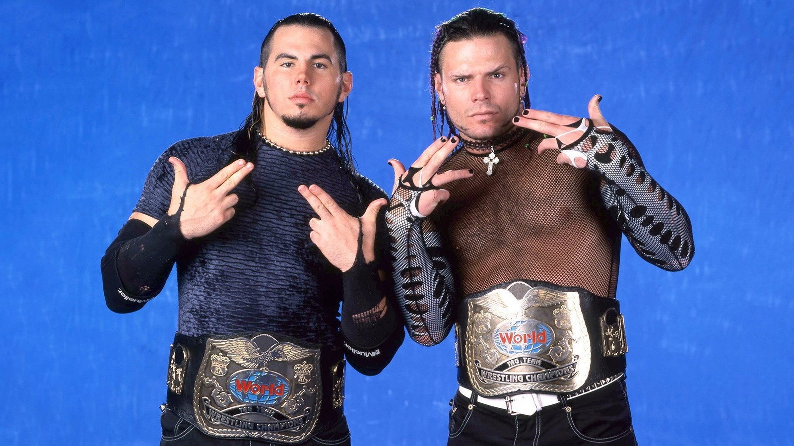 Los Hardys reflexionan sobre la primera victoria del título de la etiqueta de la WWE