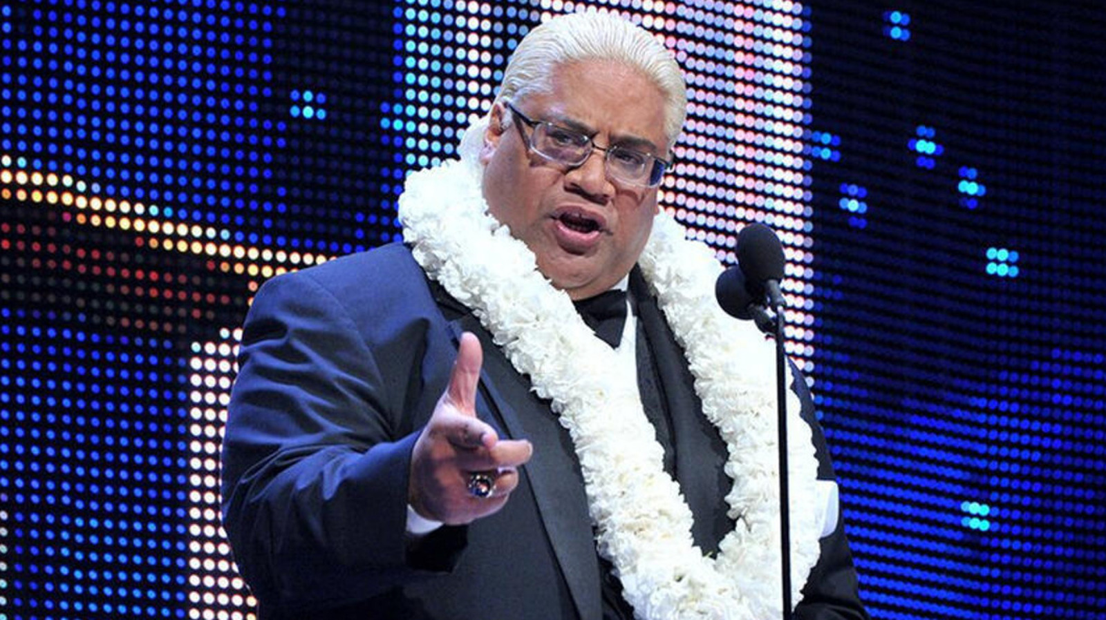 Rikishi quiere ver a su hermano en WWE Hof, entre otra familia