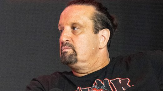 Tommy Dreamer compara WWE Raw Steel Cage Match Revele to Classic Horror Movie Moment