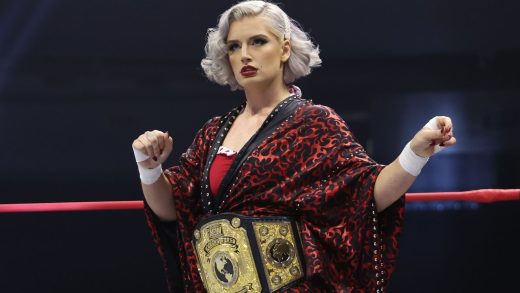 Toni Storm conserva un título mundial femenino en Hollywood Gorefest en Revolution