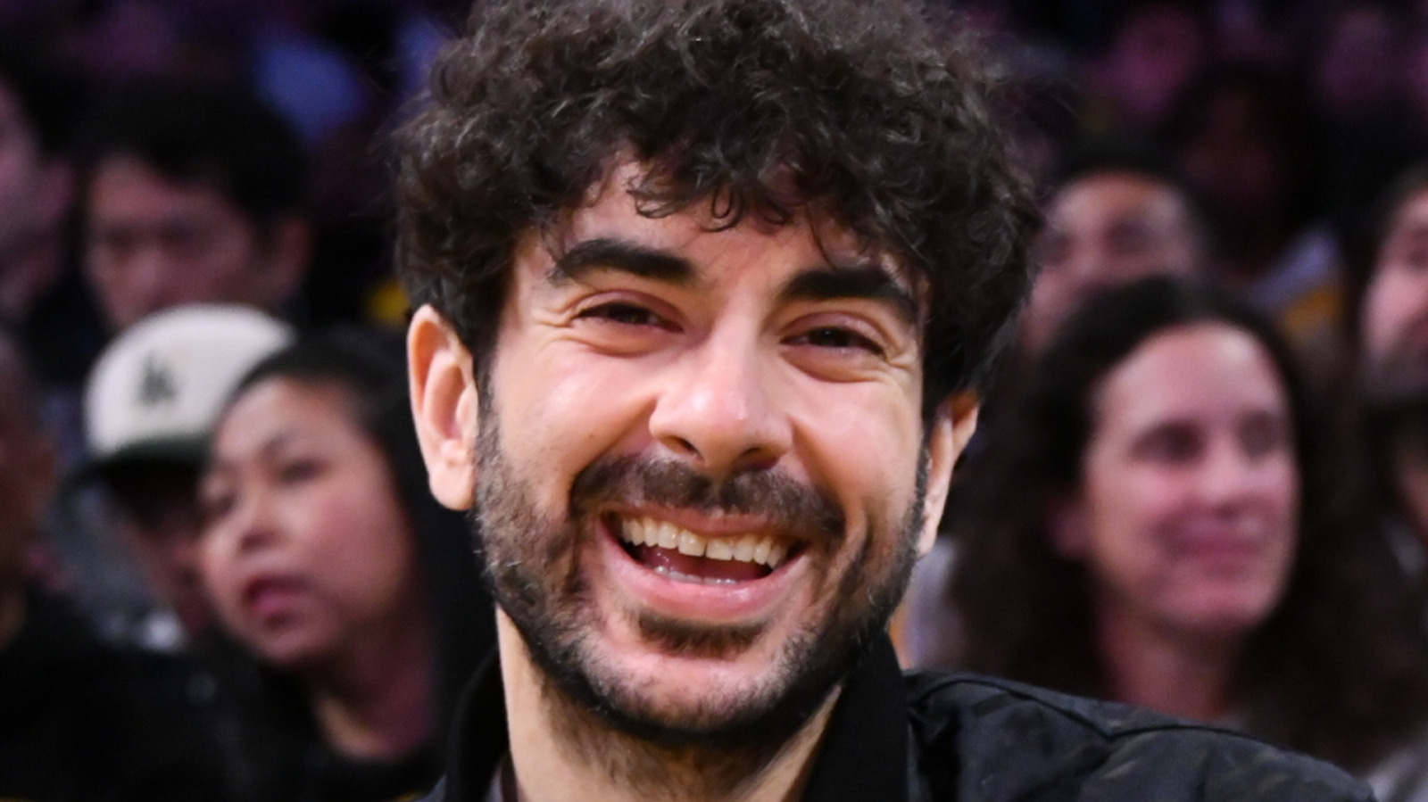 Tony Khan de AEW compara la agencia libre entre NFL & Pro Wrestling