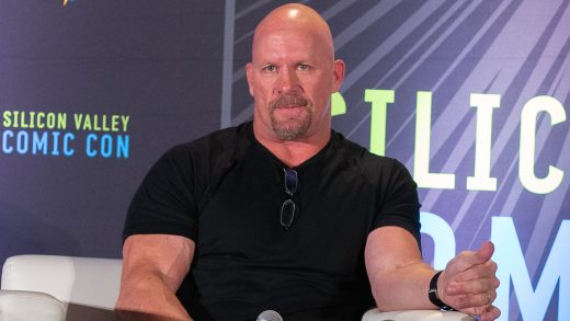 WWE Hall de Famer Stone Cold Steve Austin proporciona una actualización de salud después de una cirugía de rodilla