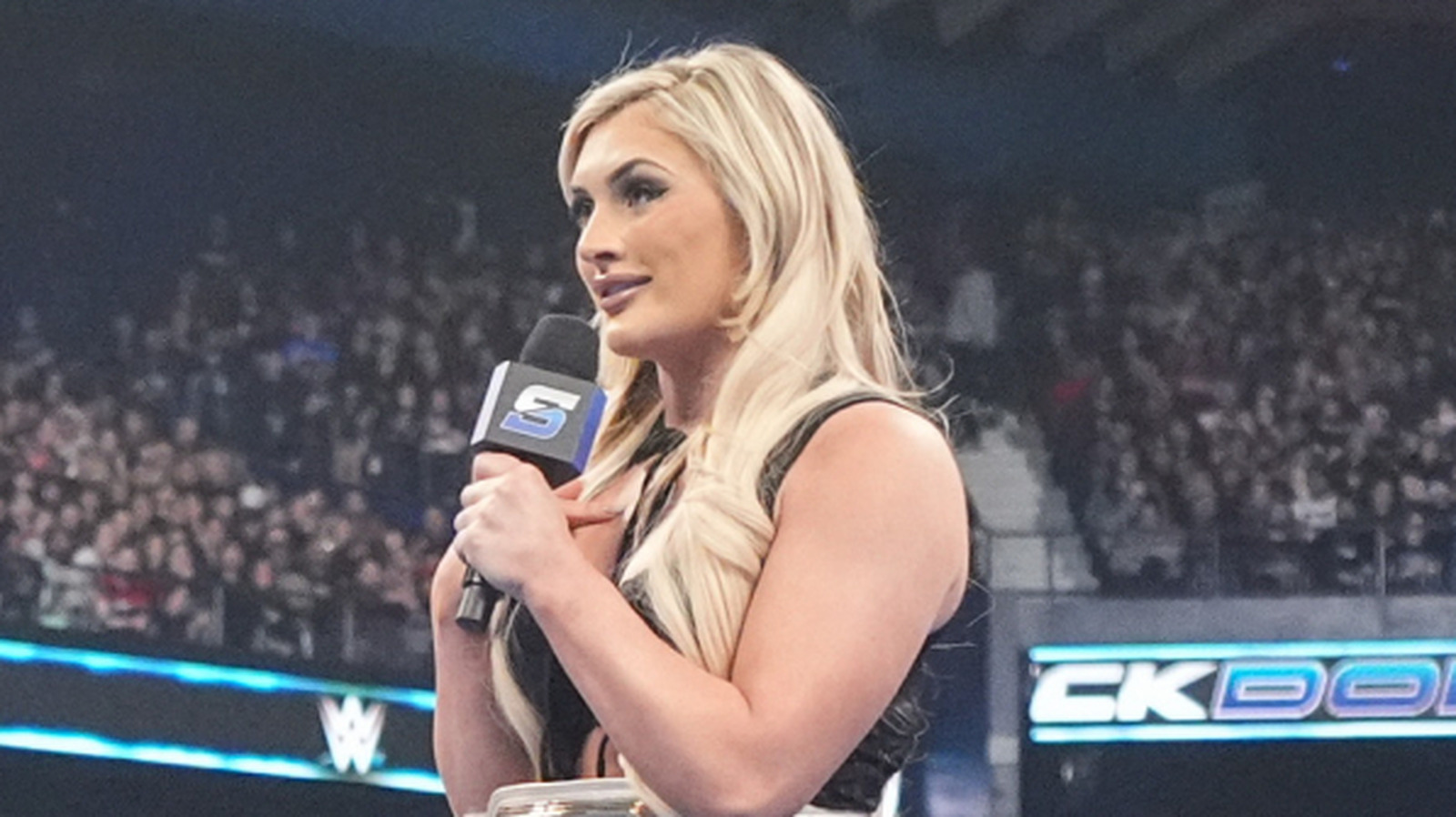 Actualización detrás del escenario sobre el segmento WWE Smackdown de Charlotte Flair y Tiffany Stratton