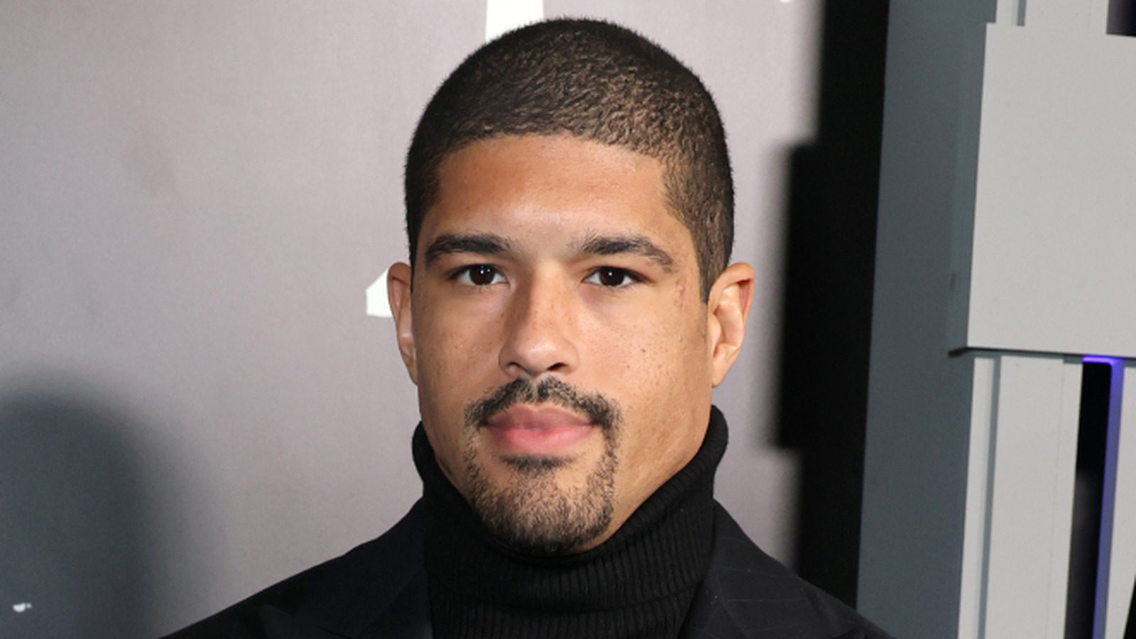 Anthony Bowens de AEW dice que guardó un compañero de etiqueta de multas y disparos, confirma Tony Khan