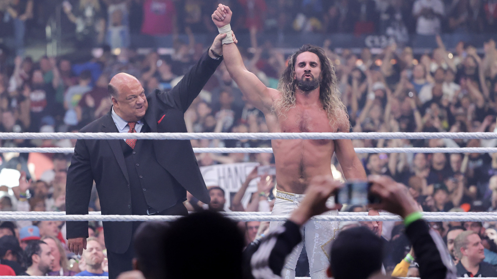 CM Punk da una respuesta simple cuando se le pregunta sobre la traición de WWE WRESTLEMANIA de Paul Heyman