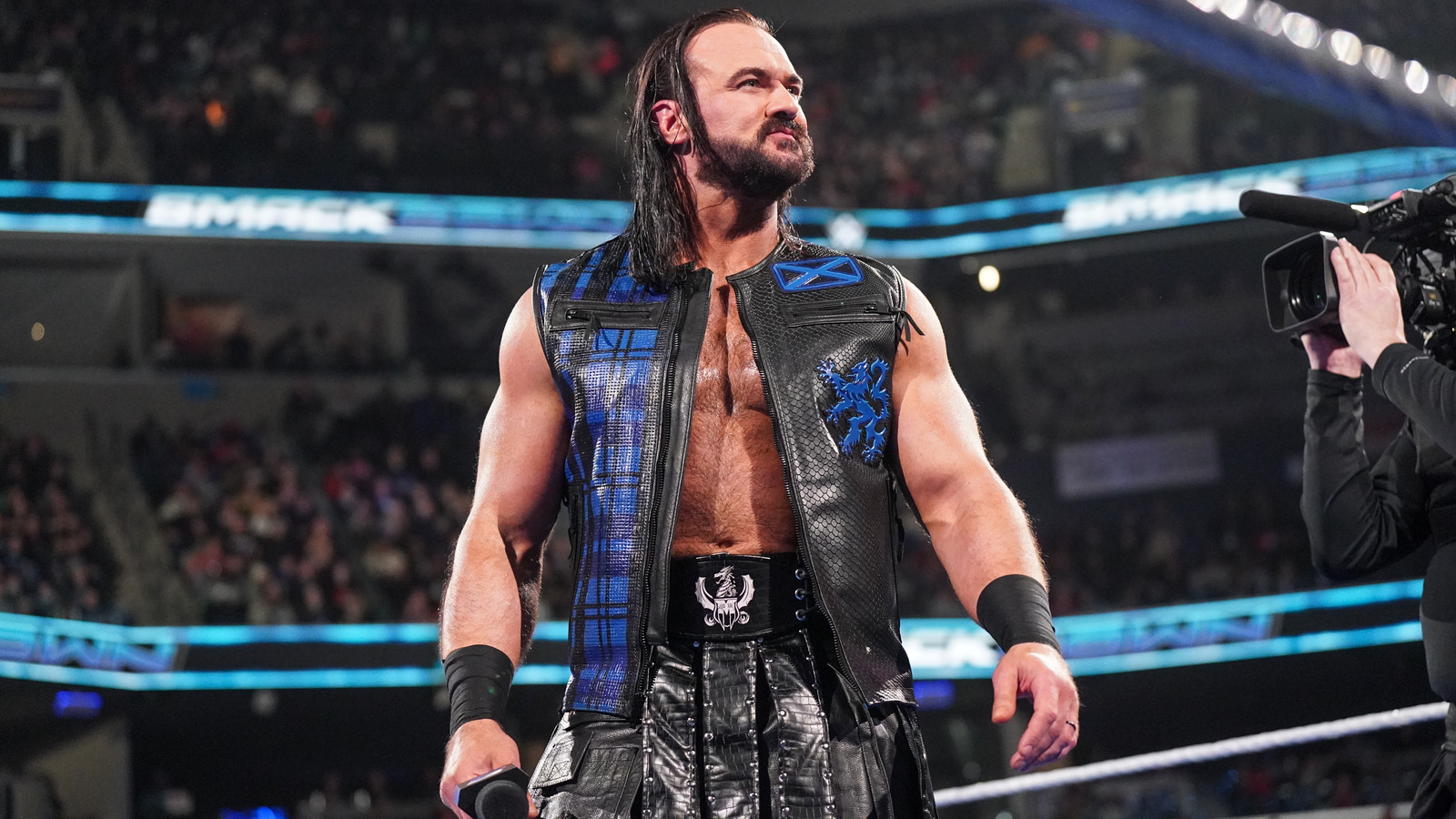 Cody Rhodes, Drew McIntyre se lleva a casa múltiples trofeos en 2025 WWE Slammy Awards