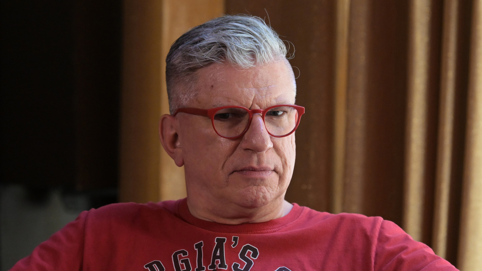 El anfitrión abierto Busted Dave Lagreca responde para hacer comentarios de The Rock de WWE