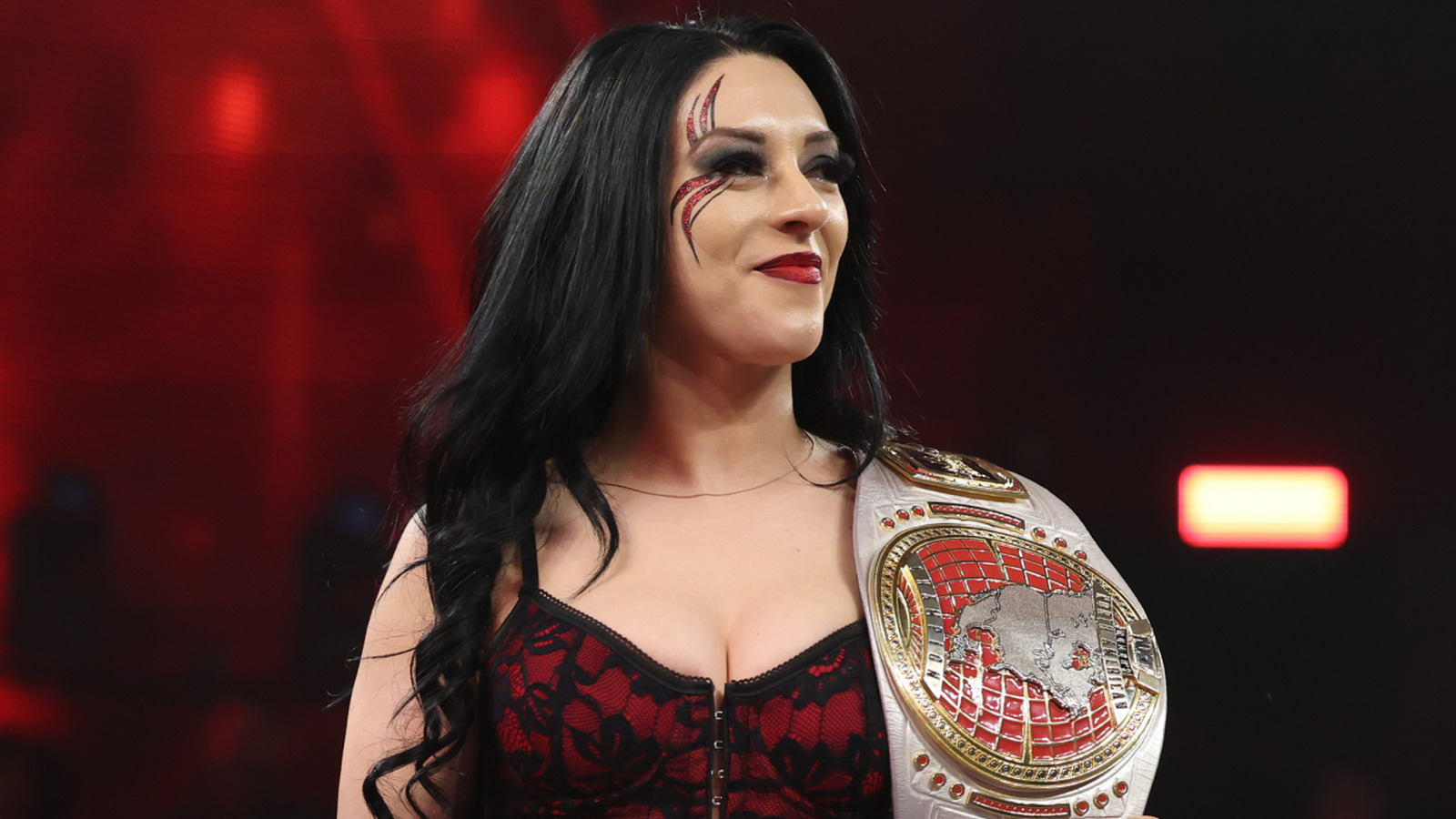 El ex campeón femenino de WWE NXT regresa, entra en Stand & Entrew Conversation