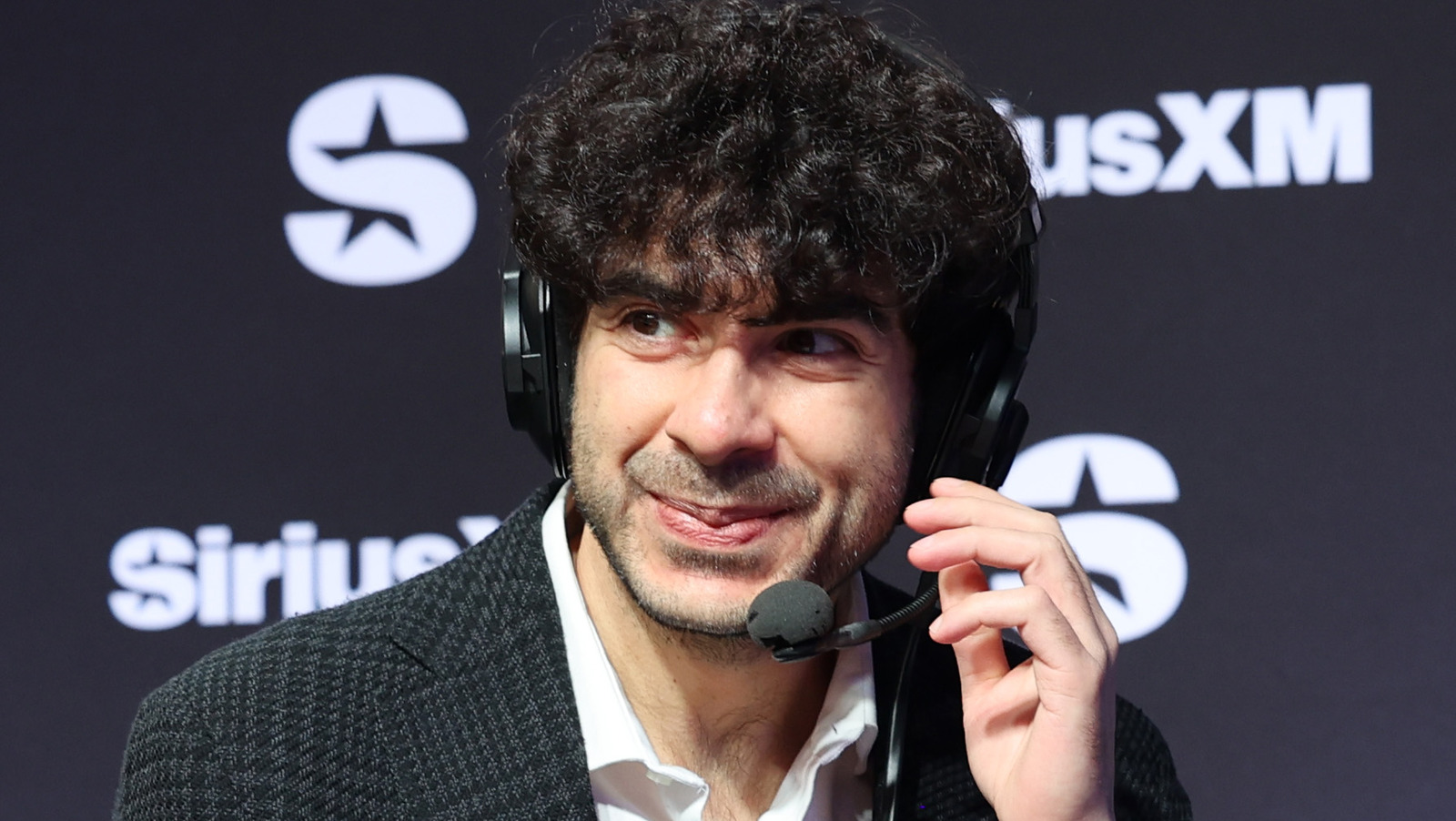 El informe de Backstage indica que AEW mantiene todo en el título Mator en silencio internamente