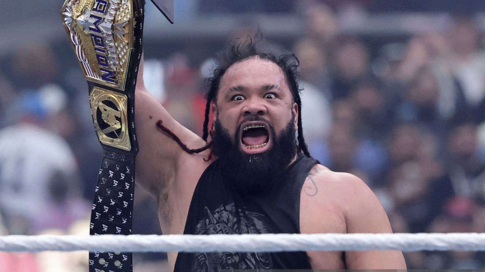 El partido improvisado del contendiente No. 1 termina en el caos en WWE Smackdown