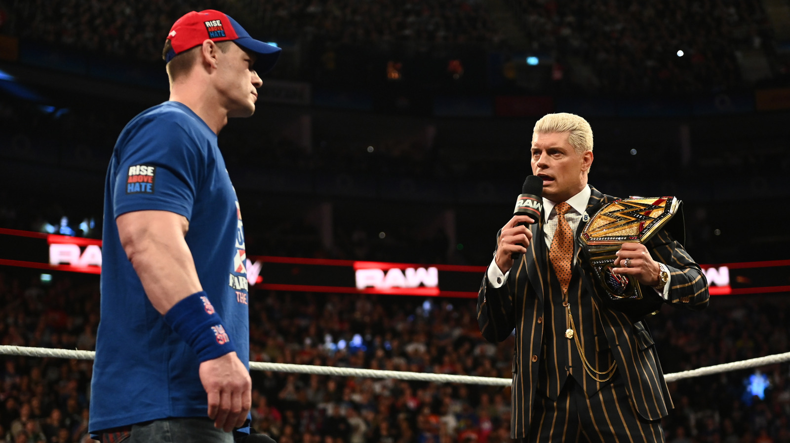 Esta línea Cody Rhodes de WWE Raw da pausa de rayos de matón