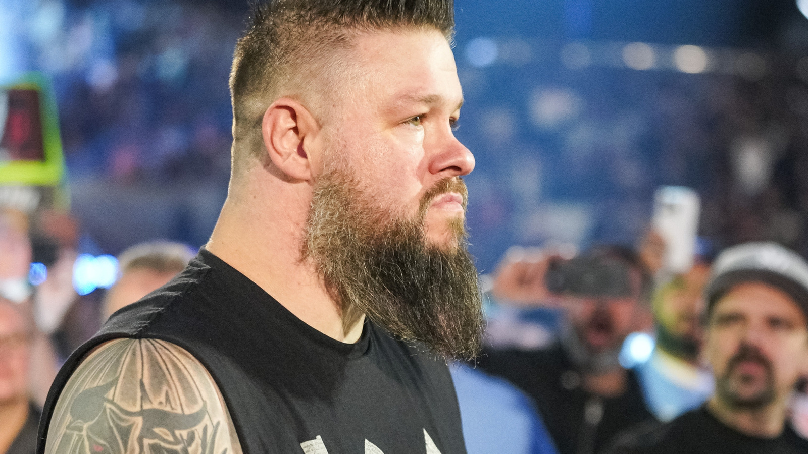 Kevin Owens anuncia que necesita una cirugía de cuello en WWE Smackdown, extrañará Wrestlemania