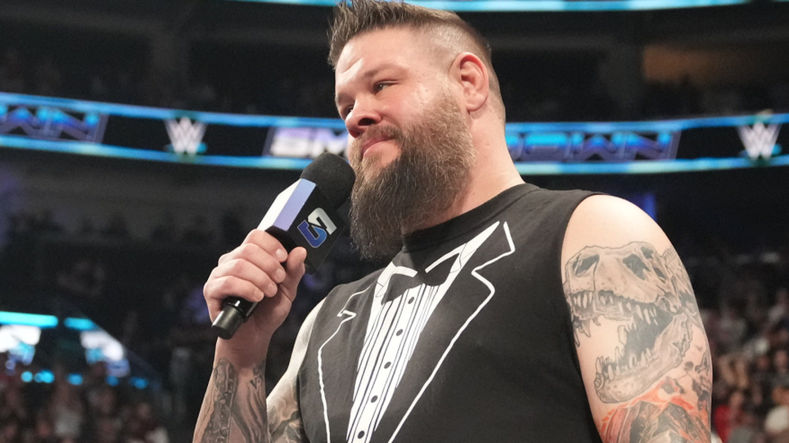 Kevin Owens detalla personalizado WWE Pyro que quiere