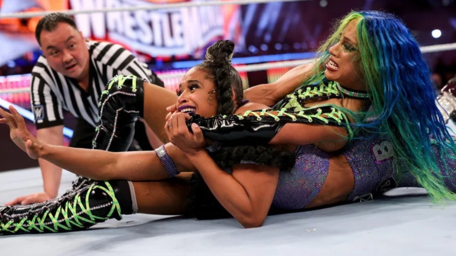 Los titulares de WrestleMania que hicieron historia de la WWE durante tiempos difíciles