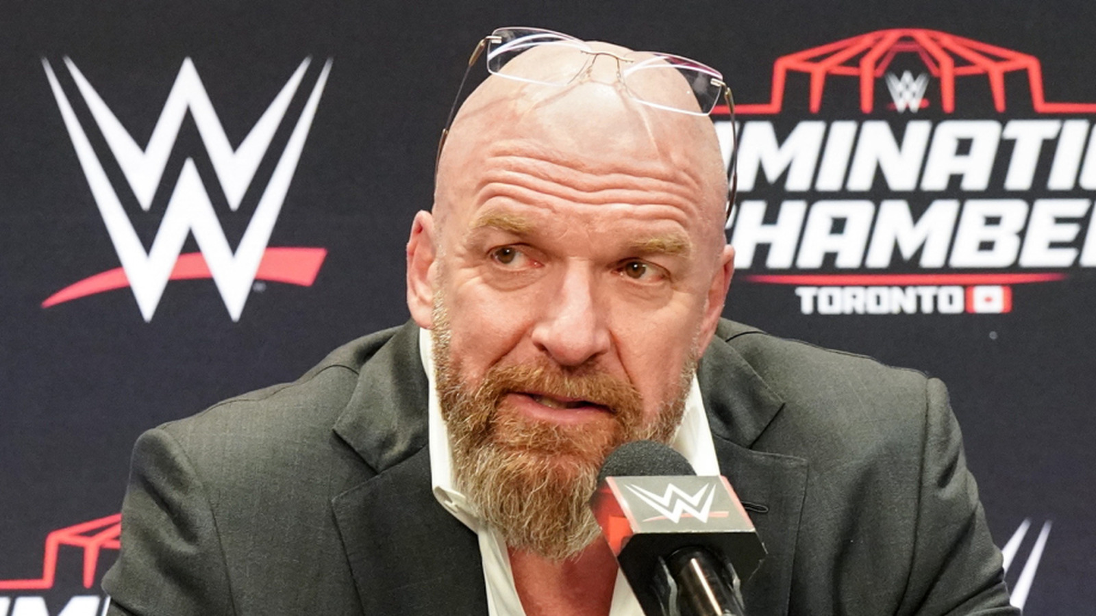 Los títulos de ID de la WWE se defenderán contra cualquier luchador independiente después de que los campeones se coronen