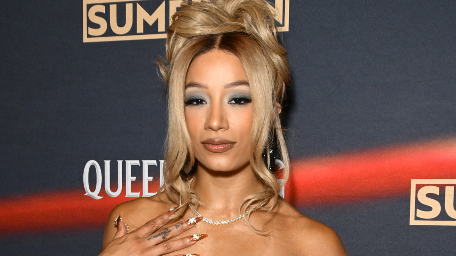 Mercedes Mone comparte dificultades de viaje antes del episodio de la ciudad natal de AEW Dynamite