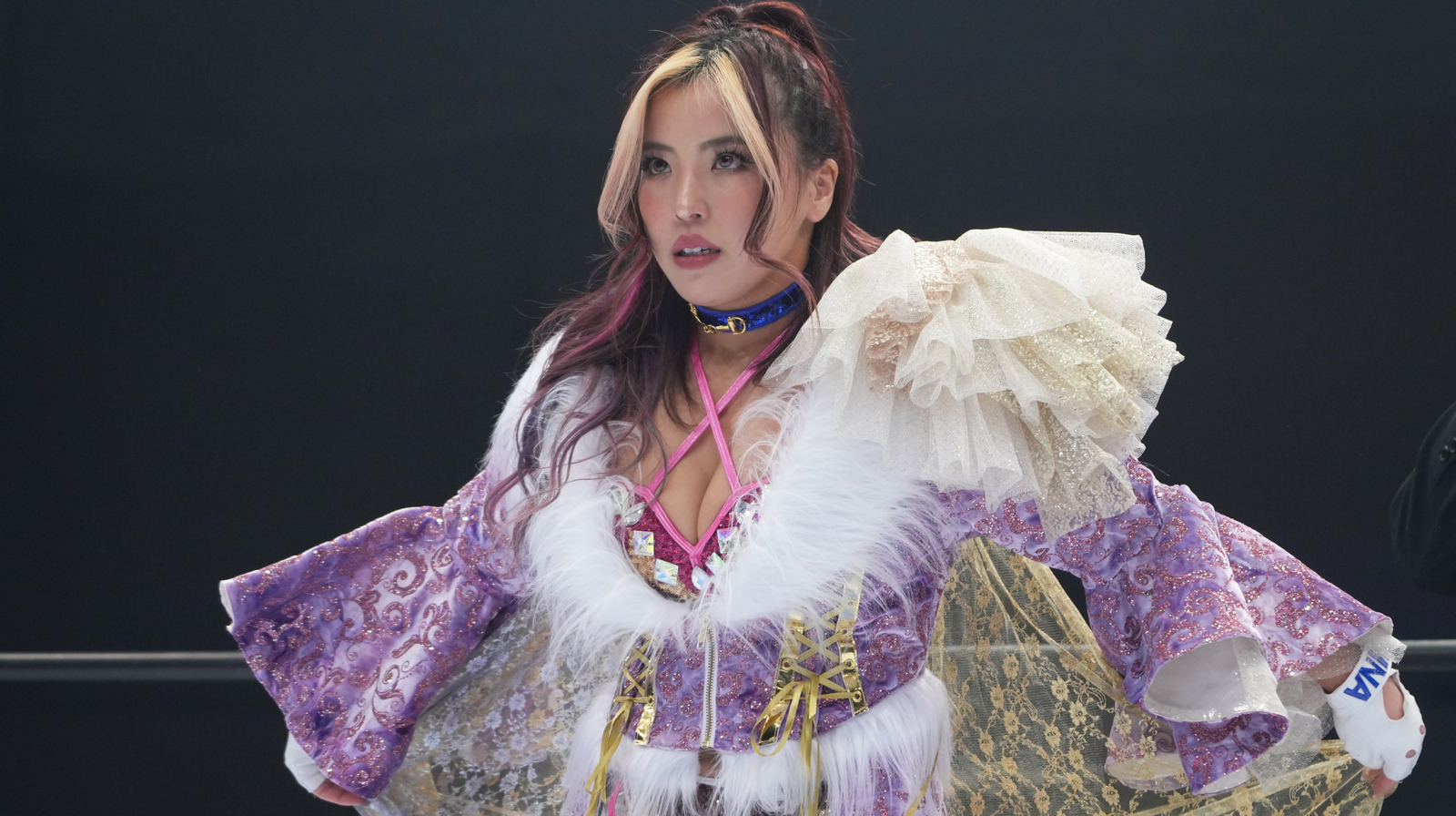 Mina Shirakawa se desprende del estrellato después del partido final antes del salto formal a AEW