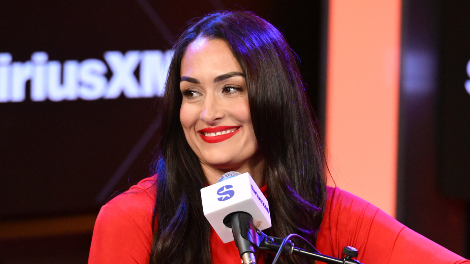 Nikki Bella compara Tiffany Stratton-Charlotte Flair Feud para ella misma vs. Estrella ex-WWE