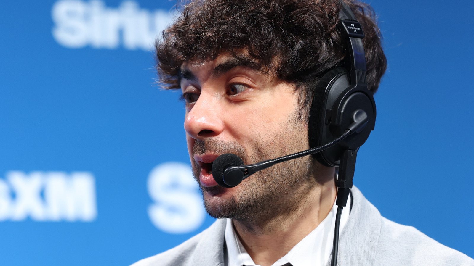 ROH presenta oficialmente el nuevo cinturón de título del campeonato puro femenino