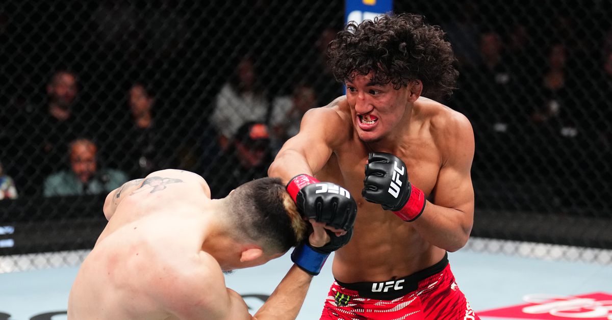 Raul Rosas Jr. detalla cómo la altitud en UFC México casi lo terminó: 'Cuando terminó la primera ronda, estaba muerto'
