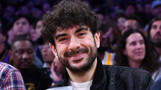 Tony Khan llama al próximo programa AEW "Uno de los grandes honores de mi vida"