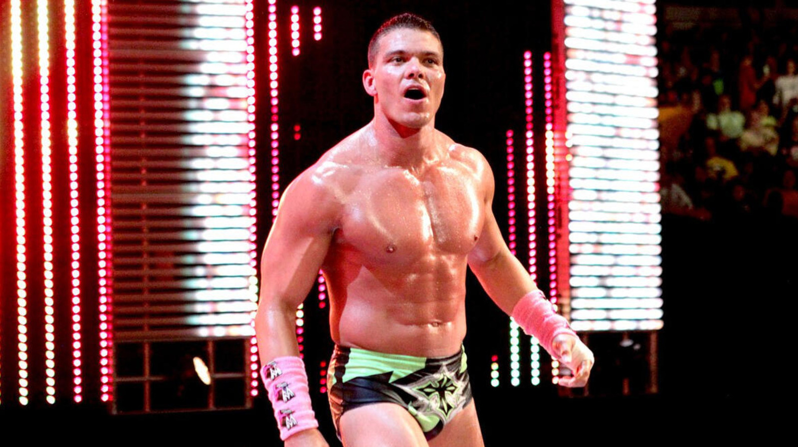 Tyson Kidd se vuelve sincero sobre la transición al productor de la WWE después de una lesión en su carrera