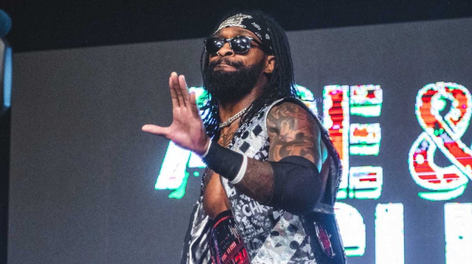 WWE y ex estrella de TNA se abre sobre una lesión horrible sufrida por el ex coworker Chris Bey