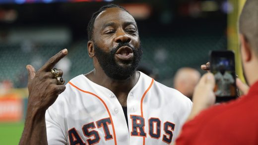 Booker t 'odia' que esta ex estrella de la WWE fue cortada