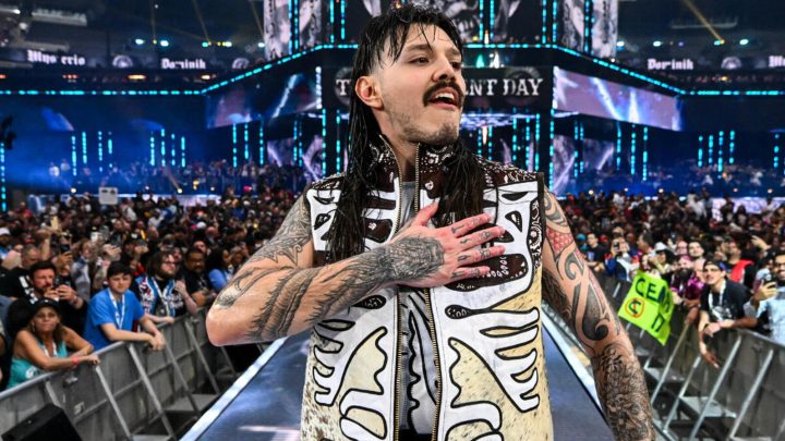 Dominik Mysterio conserva el título de WWE IC de los hombres en una reacción violenta con asistencia sin juicio