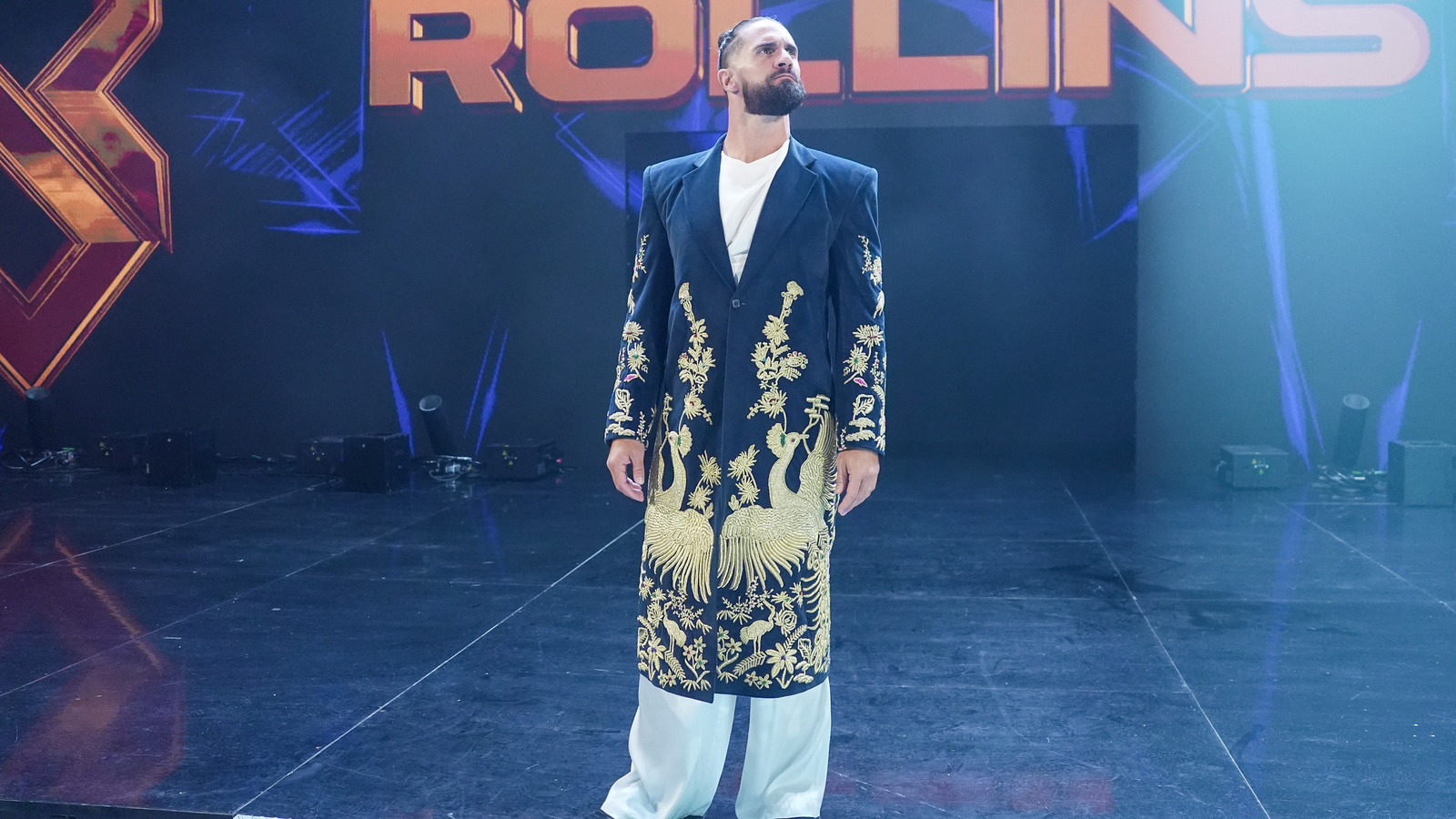 El ex presidenta de impacto comentarios sobre los fanáticos de la WWE que vitorean tacones como John Cena, Seth Rollins