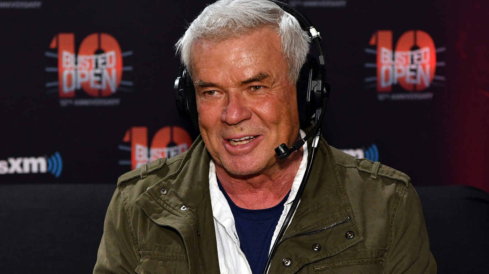 Eric Bischoff comenta sobre las recientes salidas de la WWE, aconseja que el talento sea "inteligente"