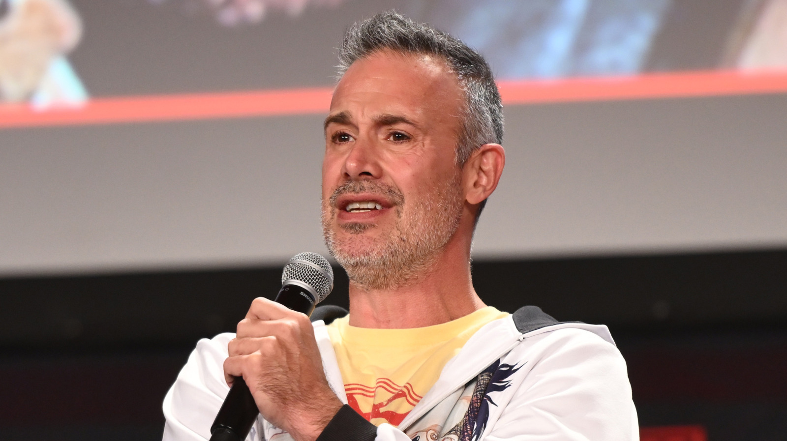 Freddie Prinze Jr. dice que esta estrella de la WWE es un cruce entre Randy Orton y Bray Wyatt