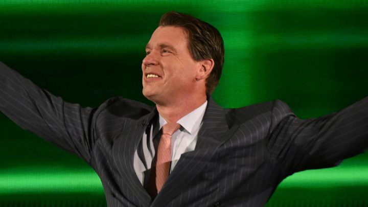 JBL direcciona 'Odio' Triple H y Nick Khan a raíz de las recientes salidas de la WWE