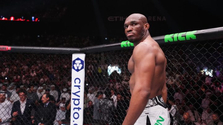 Kamaru Usman en Belal Muhammad: 'Probablemente tengas que tener seguridad' en el backstage con nosotros en el evento UFC