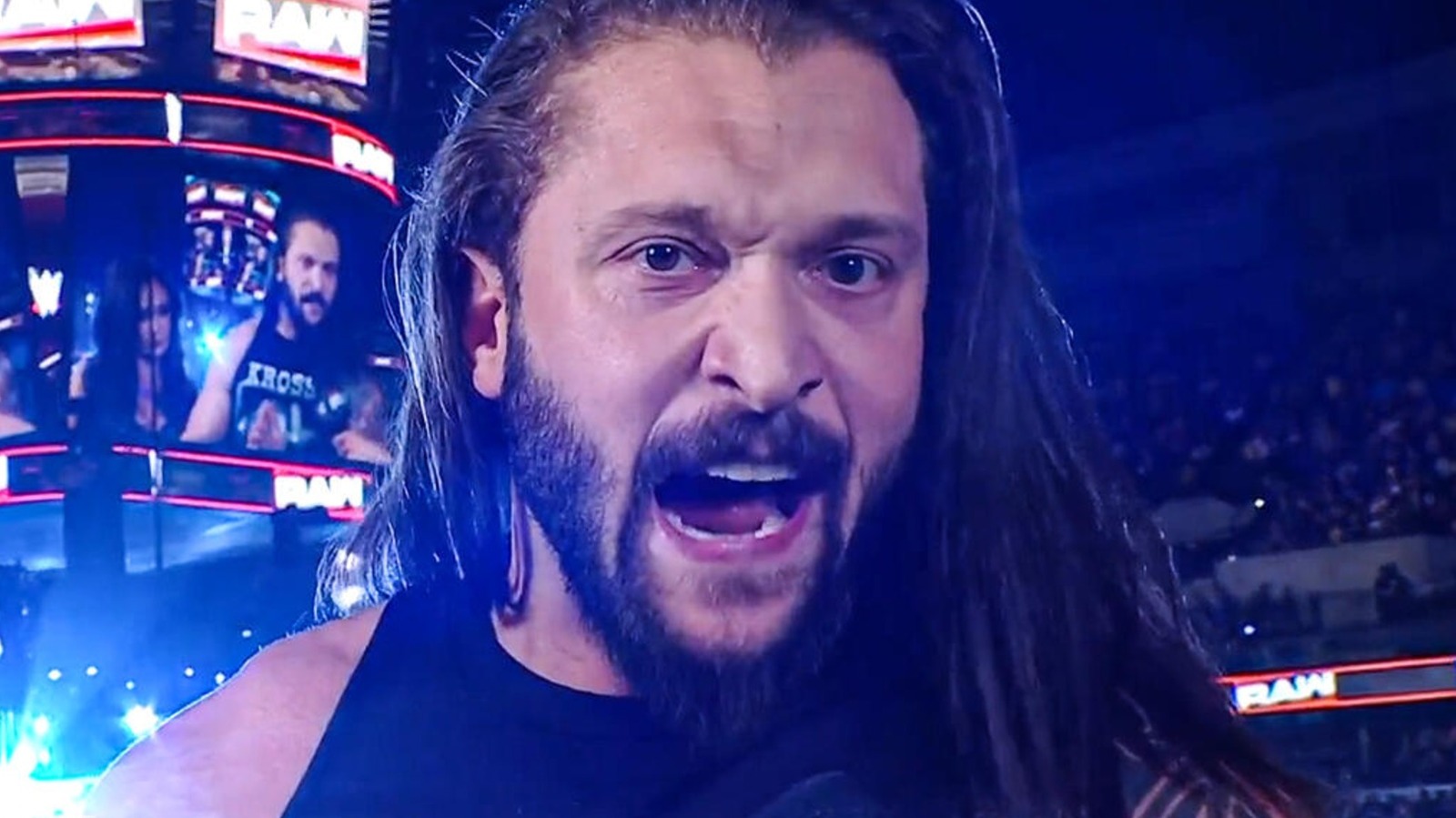 Karrion Kross de WWE explica el "concepto erróneo" sobre la perorata viral posterior a Wrestlemania